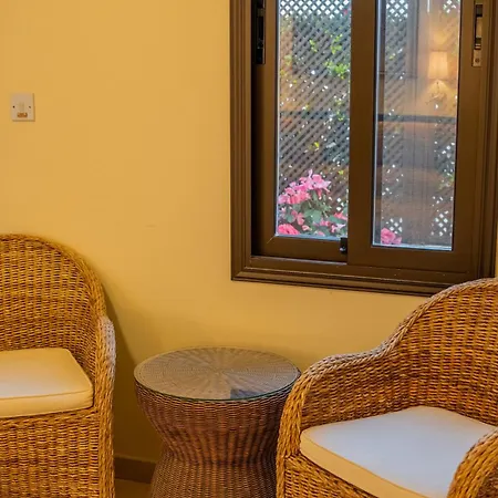 Panorama - Stunning Views In With Hot Tub, Pool, Garden Villa