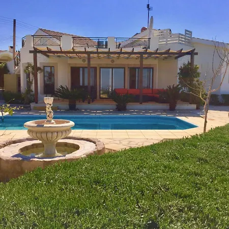 Panorama - Stunning Views In With Hot Tub, Pool, Garden * Kouklia