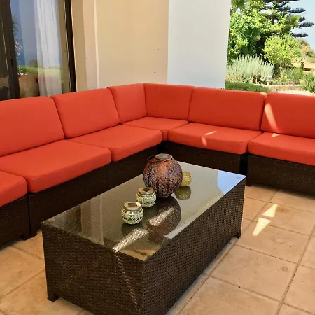 Villa Panorama - Stunning Views In With Hot Tub, Pool, Garden Kouklia