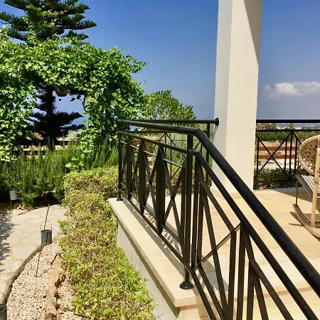 Panorama - Stunning Views In With Hot Tub, Pool, Garden Villa *