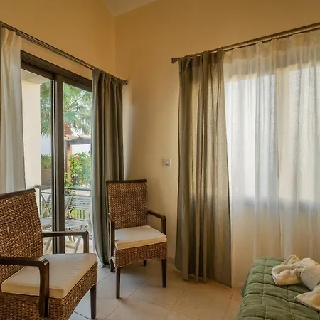 Panorama - Stunning Views In With Hot Tub, Pool, Garden Villa Kouklia