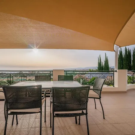 Villa Panorama - Stunning Views In With Hot Tub, Pool, Garden