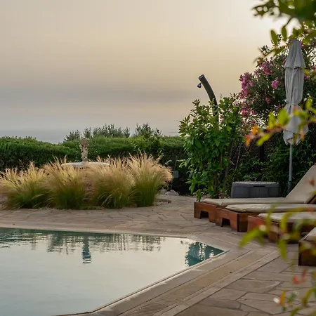 Villa Panorama - Stunning Views In With Hot Tub, Pool, Garden Kouklia