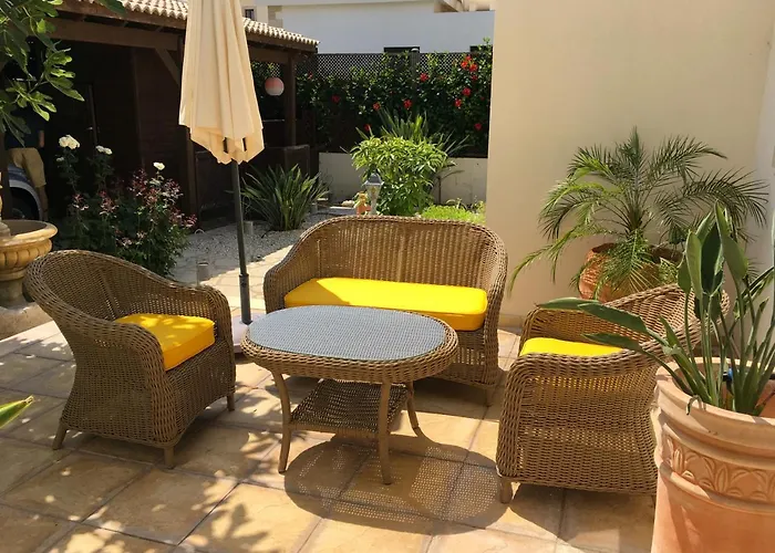 Panorama - Stunning Views In With Hot Tub, Pool, Garden Villa *