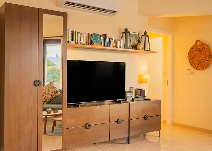 Villa Panorama - Stunning Views In With Hot Tub, Pool, Garden Kouklia