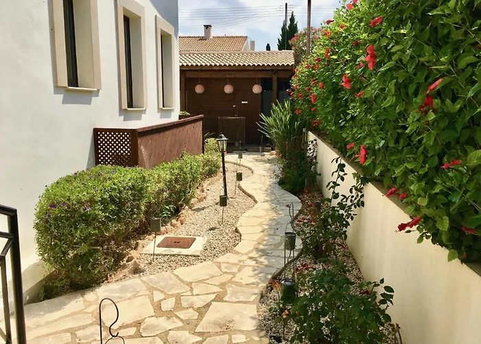 Panorama - Stunning Views In With Hot Tub, Pool, Garden Villa Kouklia